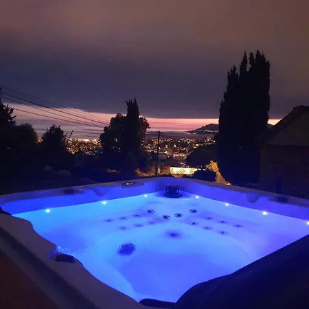 Quarto em Acomodações Particulares Jaccuzi Vue Le Cannet