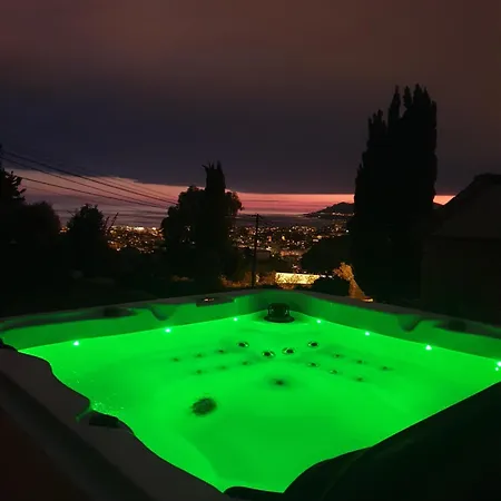 Quarto em Acomodações Particulares Jaccuzi Vue